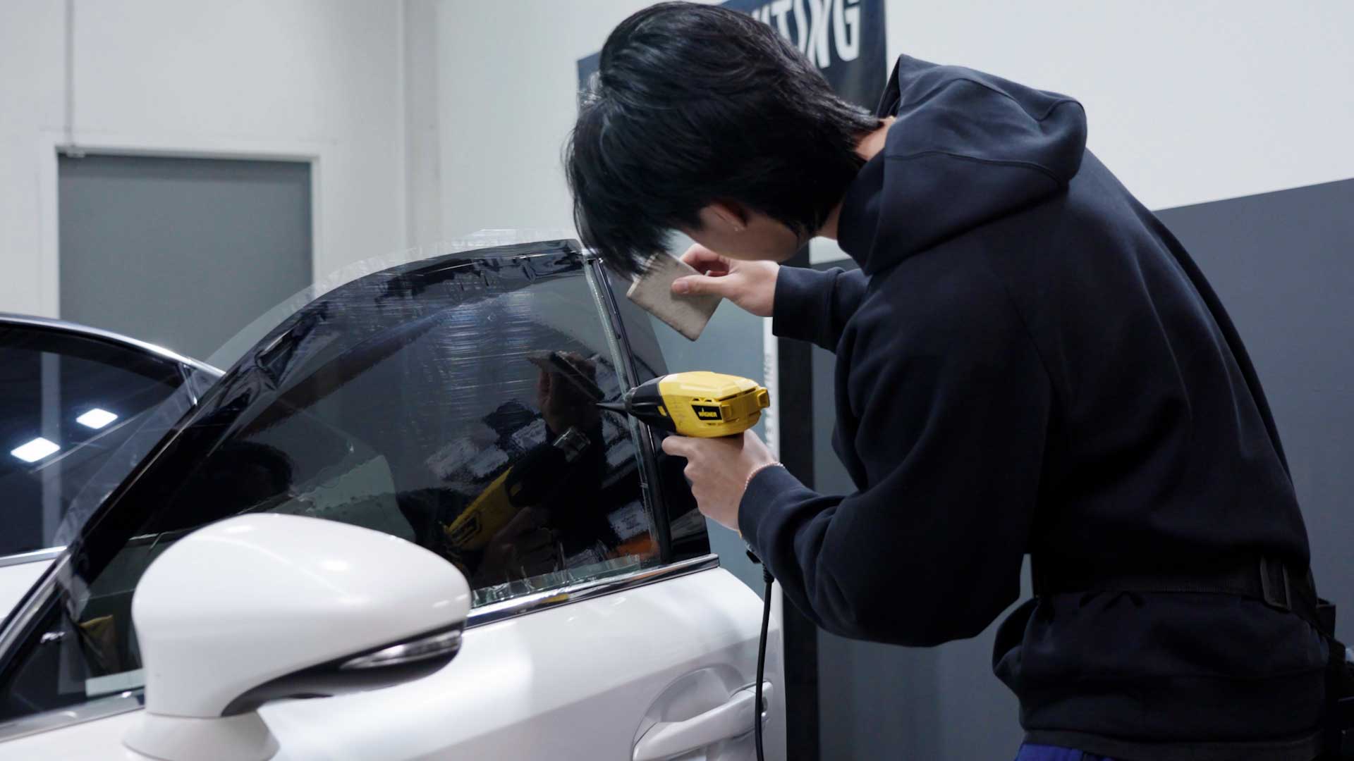 Professional Automotive Glass Tint in Longmeadow