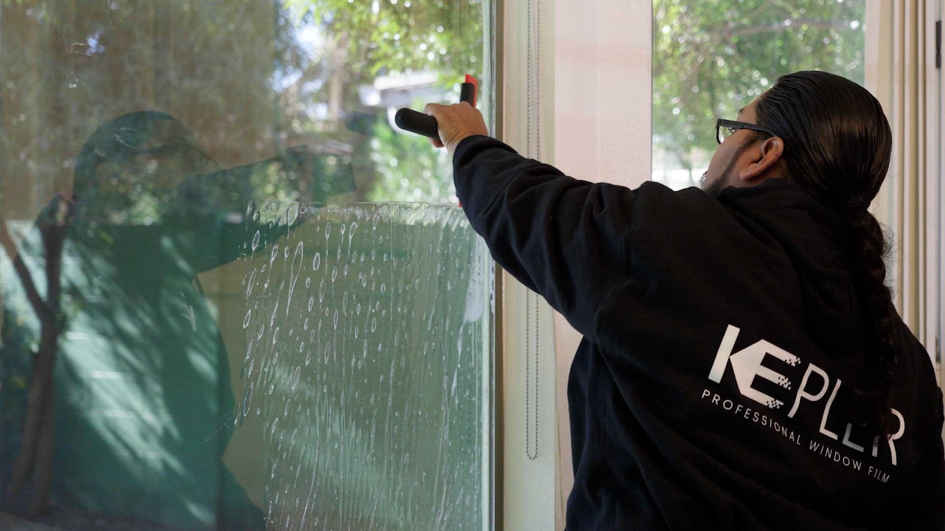 Expert Residential Glass Tinting Installation in Leavenworth