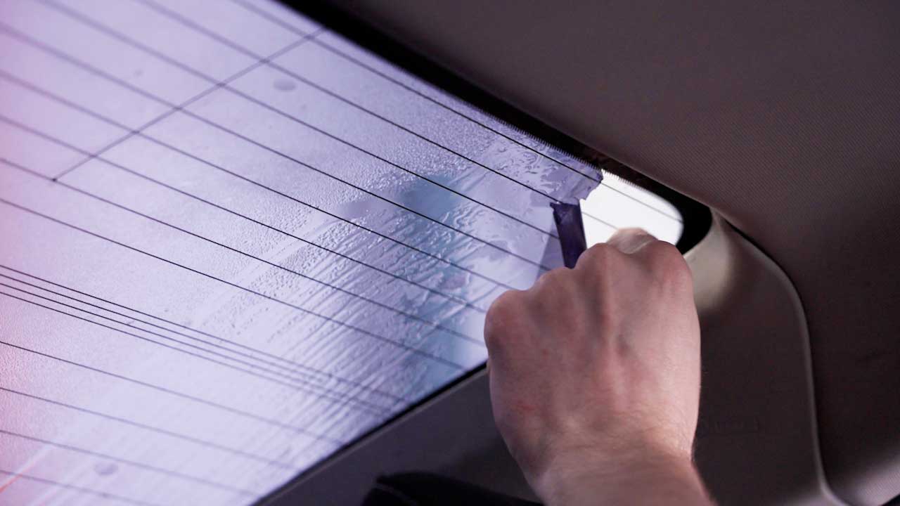 Professional Vehicle Glass Tint Removal in Fort Lee