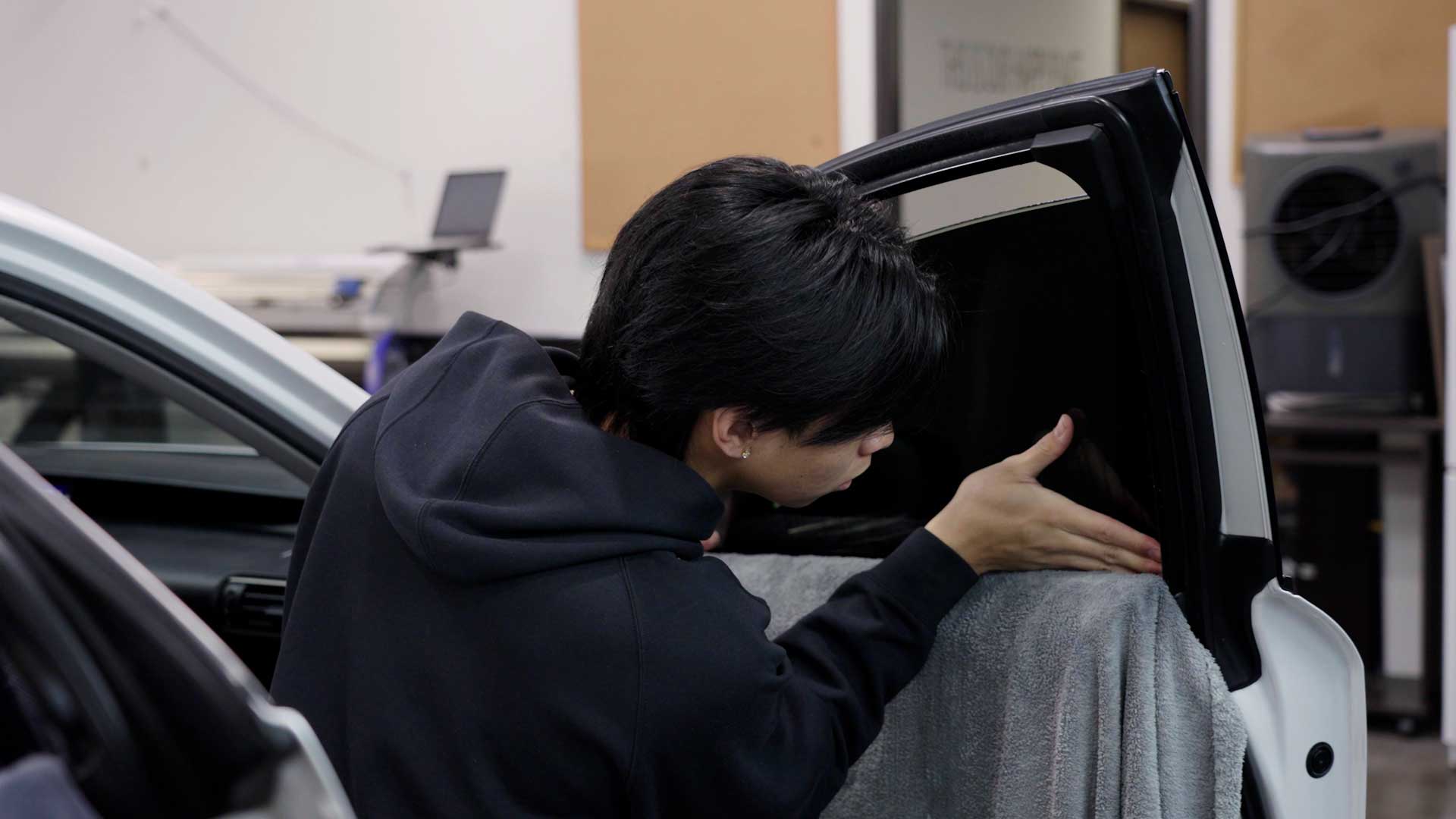 Skilled Vehicle Window Tint in Parkersburg