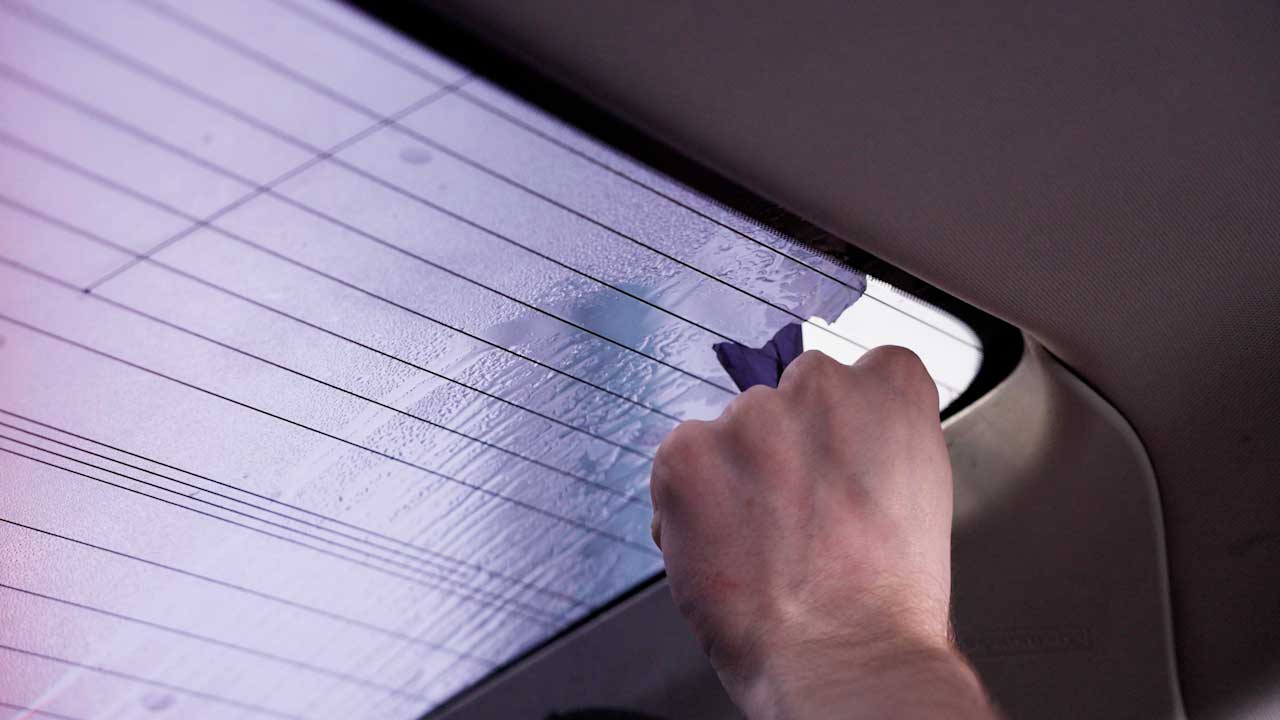 Professional Car Window Tinting Removal in Gurnee