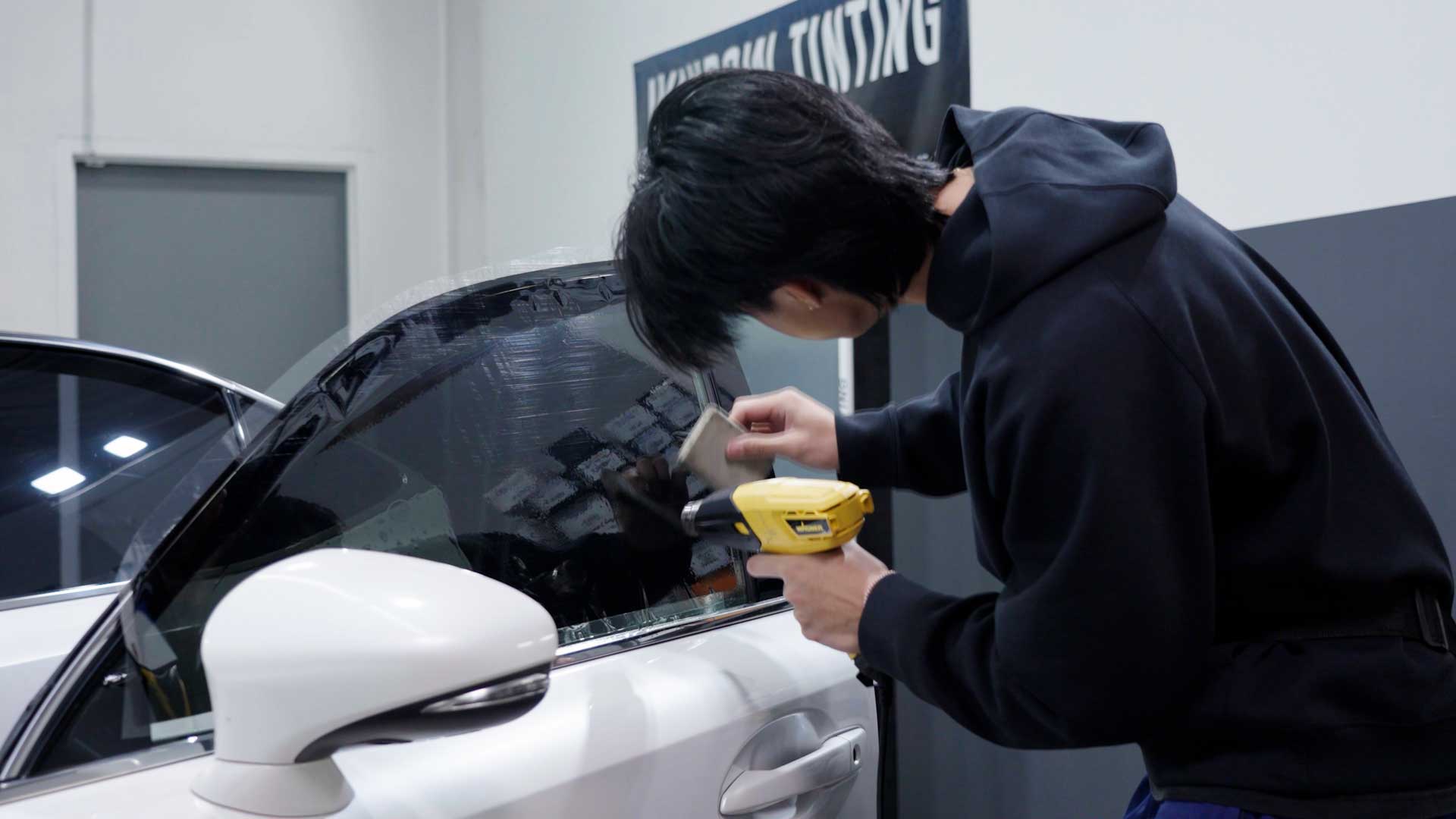 Professional Vehicle Window Tint in Overland Park