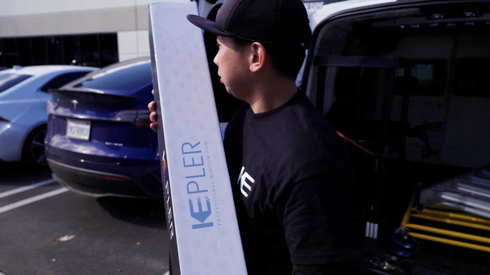 Expert Shop Window Tinting Branding in Aurora