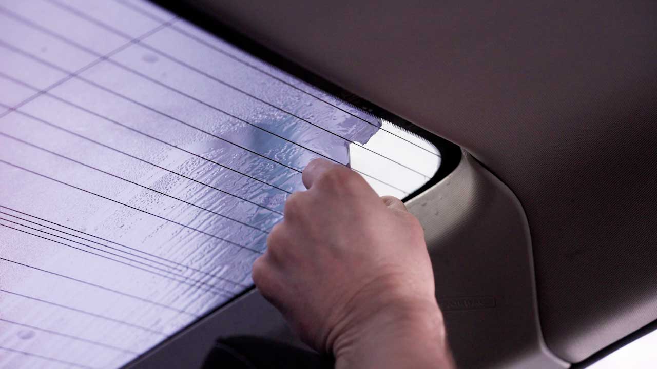 Expert Car Window Tint Removal in Oregon