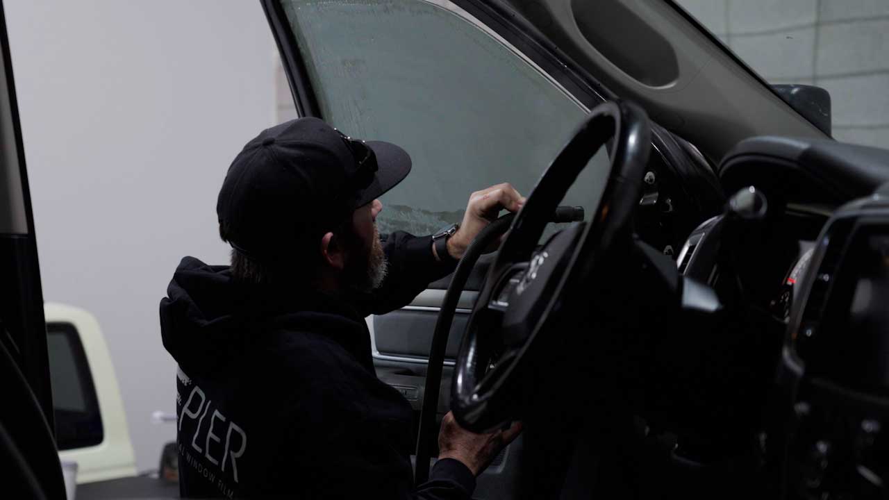 Skilled Car Glass Tint Removal in Clovis