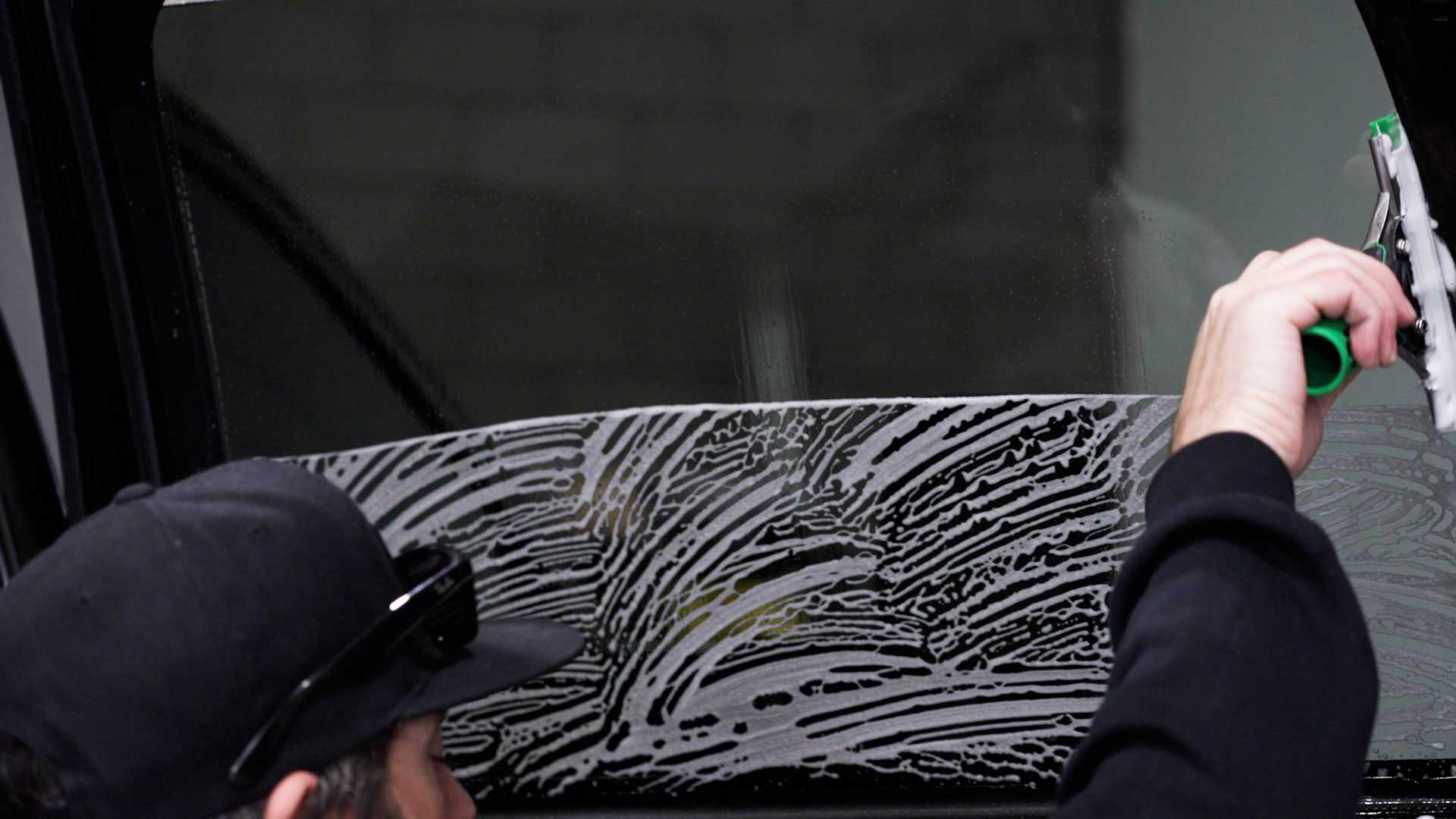 Skilled Removal of Car Window Tinting in California